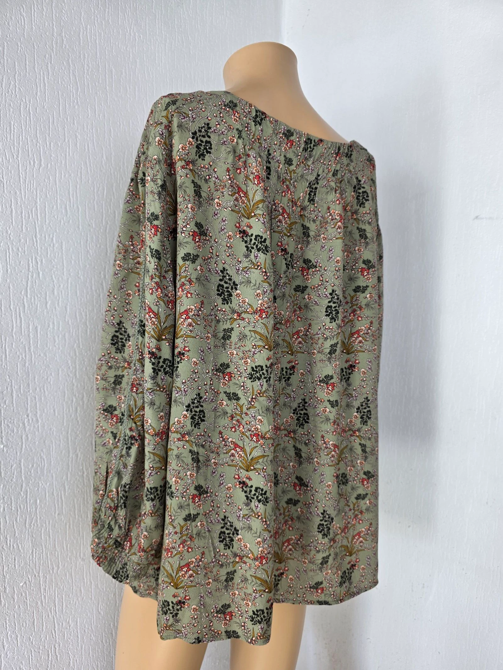 Blusa / túnica fluida com estampa floral boêmia campestre Maison 1.2.3 tamanho 42/44 – photo 7